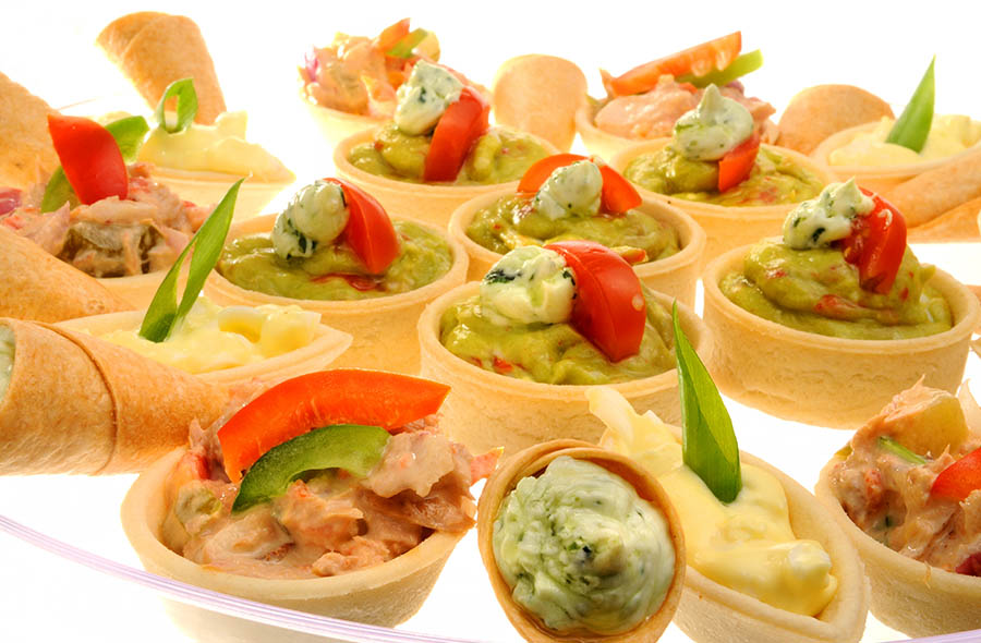 7 טיפים להתאמת קייטרינג מושלם לאירוע